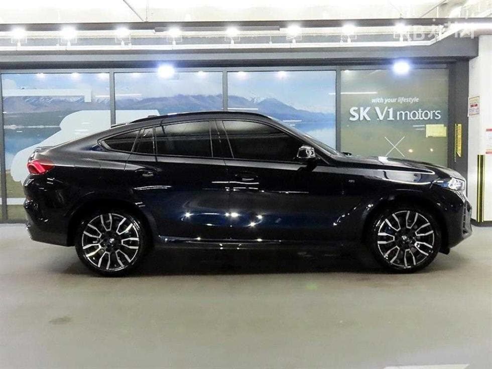 BMW X6(G06)xDrive 40i M Sport Package - 3