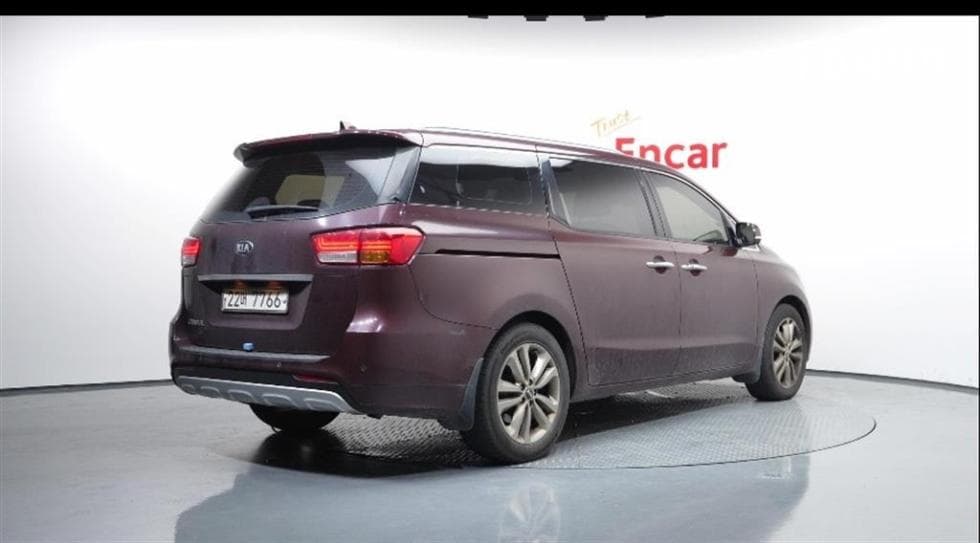 Kia All New Carnival9-seater 2.2 Diesel Noblesse - 2