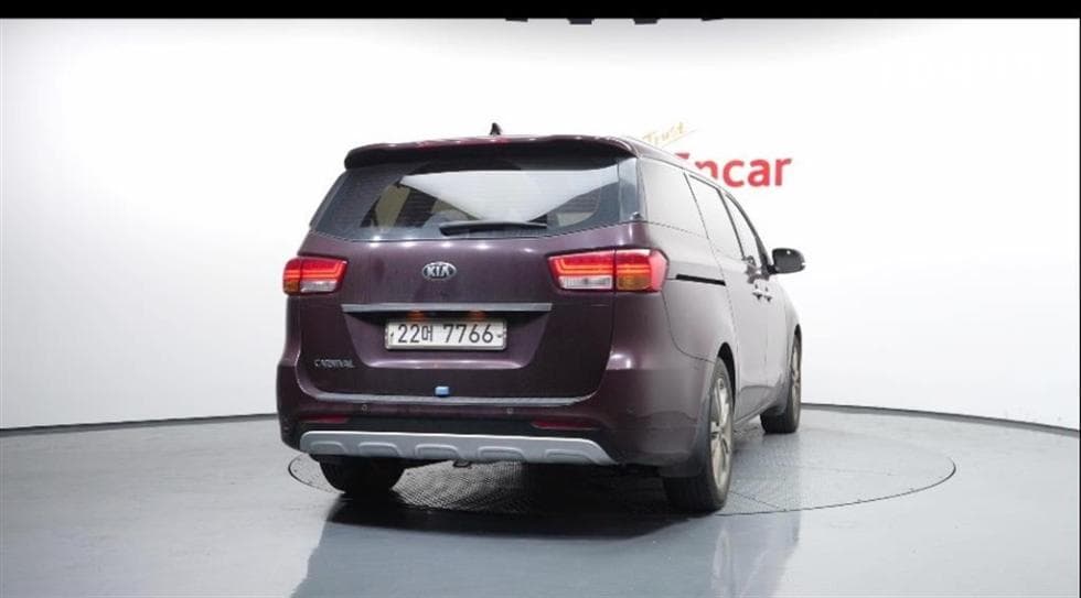 Kia All New Carnival9-seater 2.2 Diesel Noblesse - 4