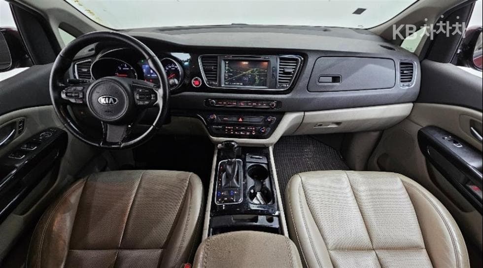 Kia All New Carnival9-seater 2.2 Diesel Noblesse - 7