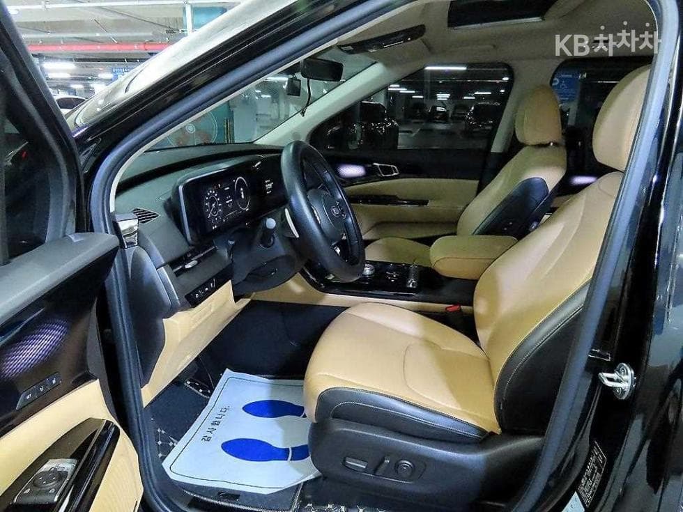 Kia Carnival 4th generationG3.5 GDI 7-seater (Limousine) Signature - 6