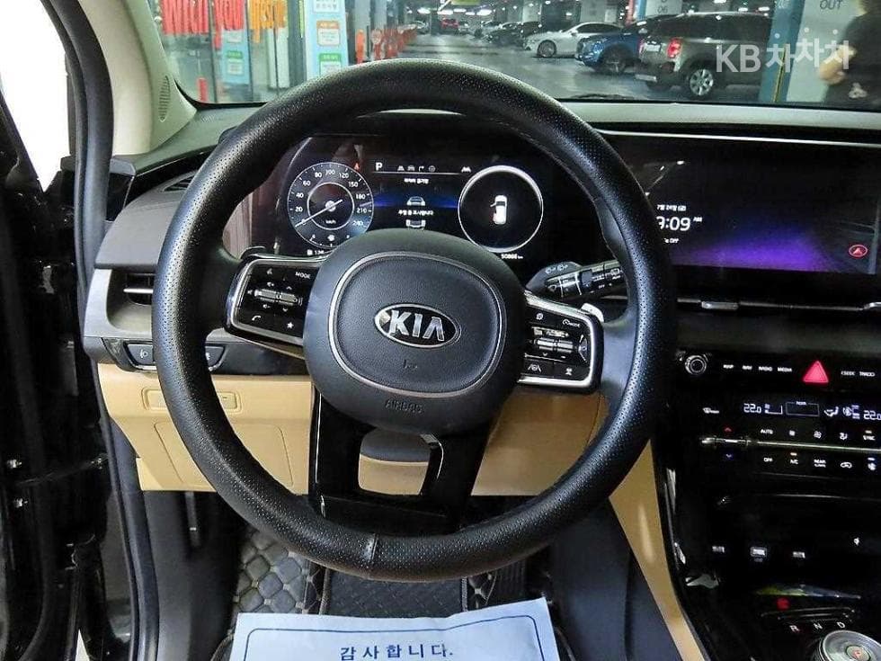 Kia Carnival 4th generationG3.5 GDI 7-seater (Limousine) Signature - 9