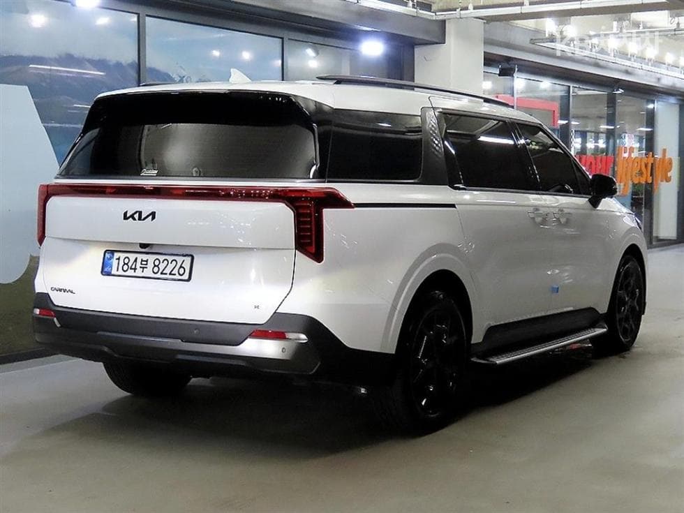 Киа The New (фейслифт) Канивал 4-то поколениеG3.5 GDI 7-местен (Лимузин) X-Line - 4