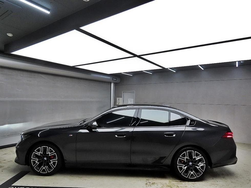 BMW Нов5 Серия(G60)530i xDrive M Sport Pro SE - 4
