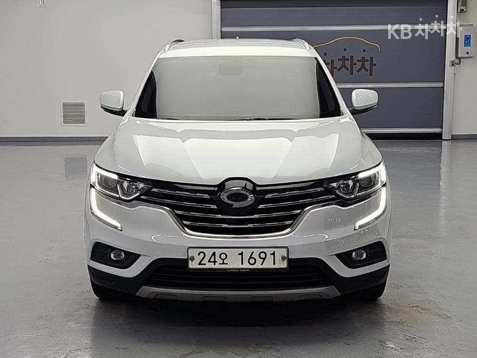 Рено Корея QM6Бензин 2.0 2WD RE Стандартен - 2