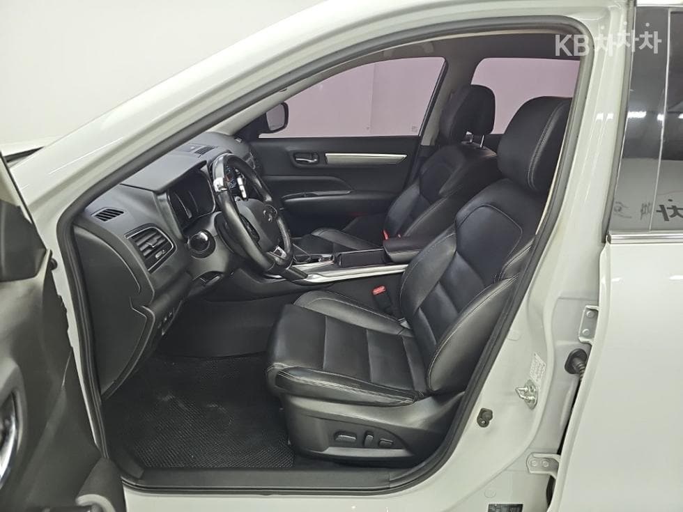 Рено Корея QM6Бензин 2.0 2WD RE Стандартен - 11