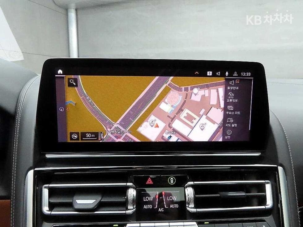 BMW 8시리즈 (G15)M850i xDrive Gran Coupe Стандартен - 15
