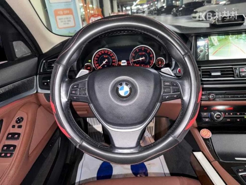 BMW Нов5 Серия528i xDrive Стандартен - 8