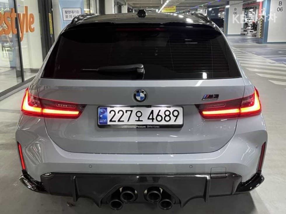 BMW M시리즈M3 투어링 Competition M xDrive - 5