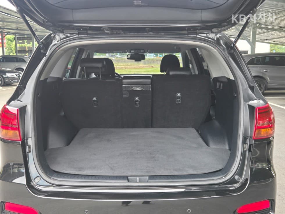 Киа The New (фейслифт) Sorento2.0 Дизел 2WD Престиж - 5