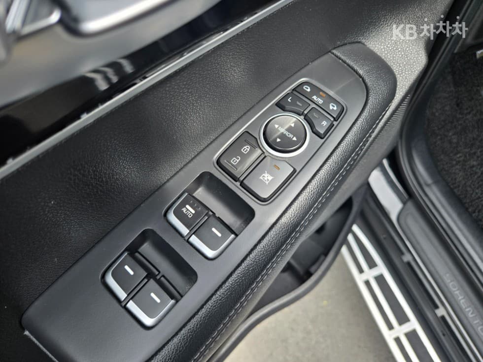 Киа The New (фейслифт) Sorento2.0 Дизел 2WD Престиж - 8