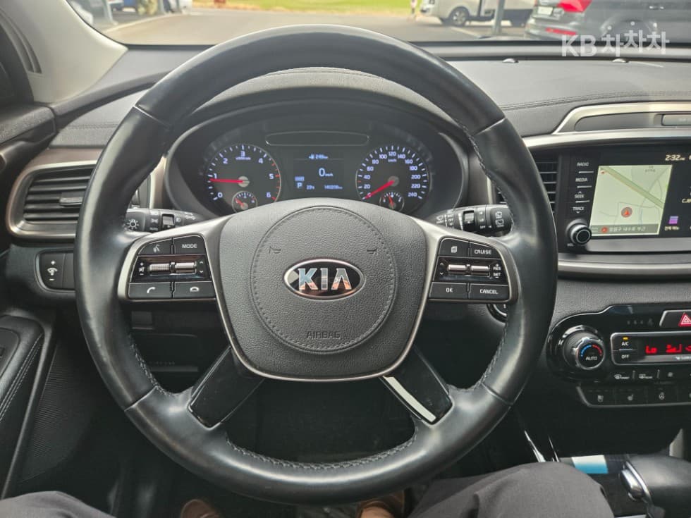 Киа The New (фейслифт) Sorento2.0 Дизел 2WD Престиж - 12