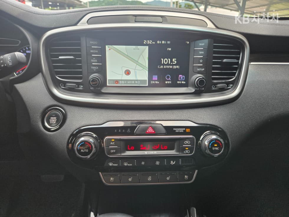 Киа The New (фейслифт) Sorento2.0 Дизел 2WD Престиж - 16