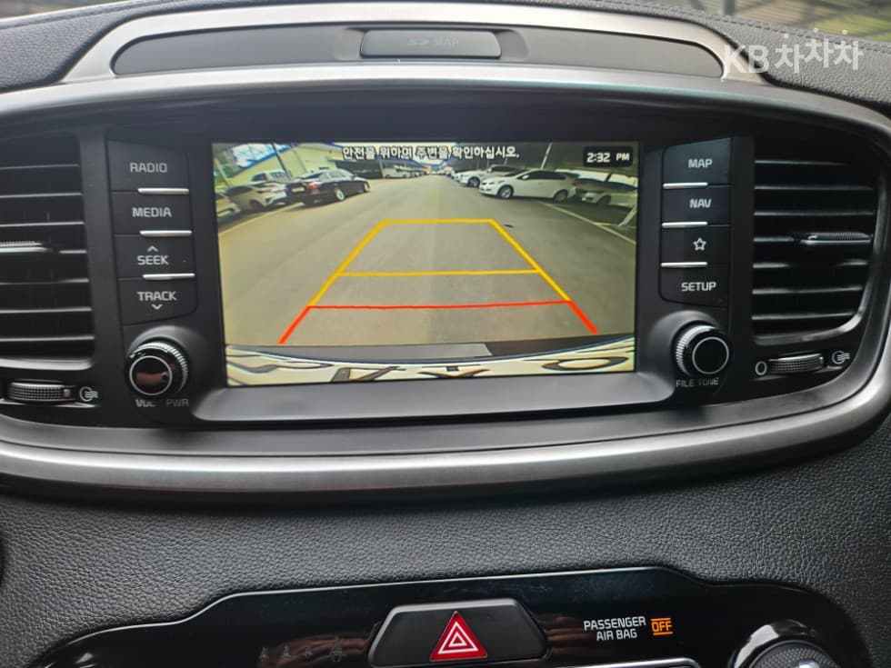 Киа The New (фейслифт) Sorento2.0 Дизел 2WD Престиж - 17