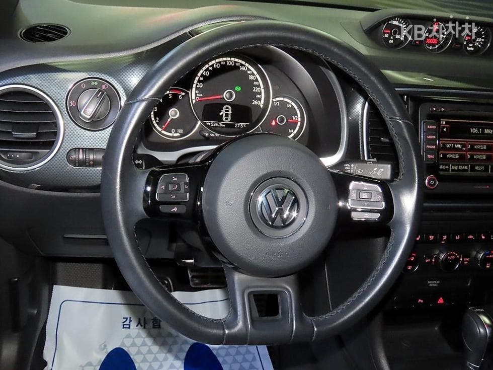 Volkswagen The Beetle2.0 Турбо Дизел Инжекция Premium 3-토 поколение - 8