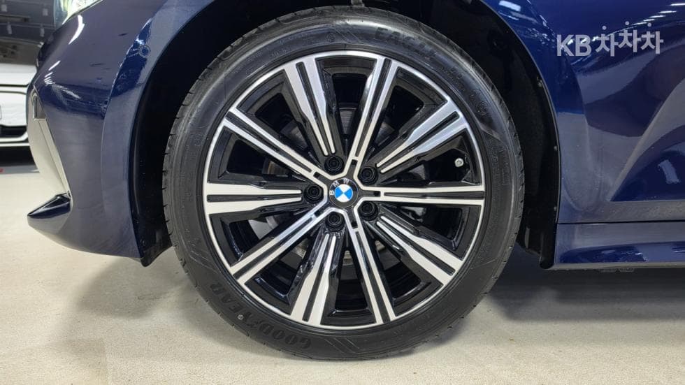 BMW 3 Серия (G20)320i Online Exclusive - 5