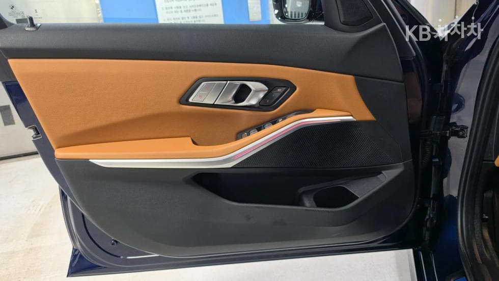 BMW 3 Серия (G20)320i Online Exclusive - 11