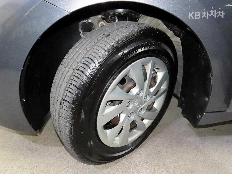 Хюндай The New (фейслифт) Avante (Elantra) ADSmartstream G1.6 Стил - 20