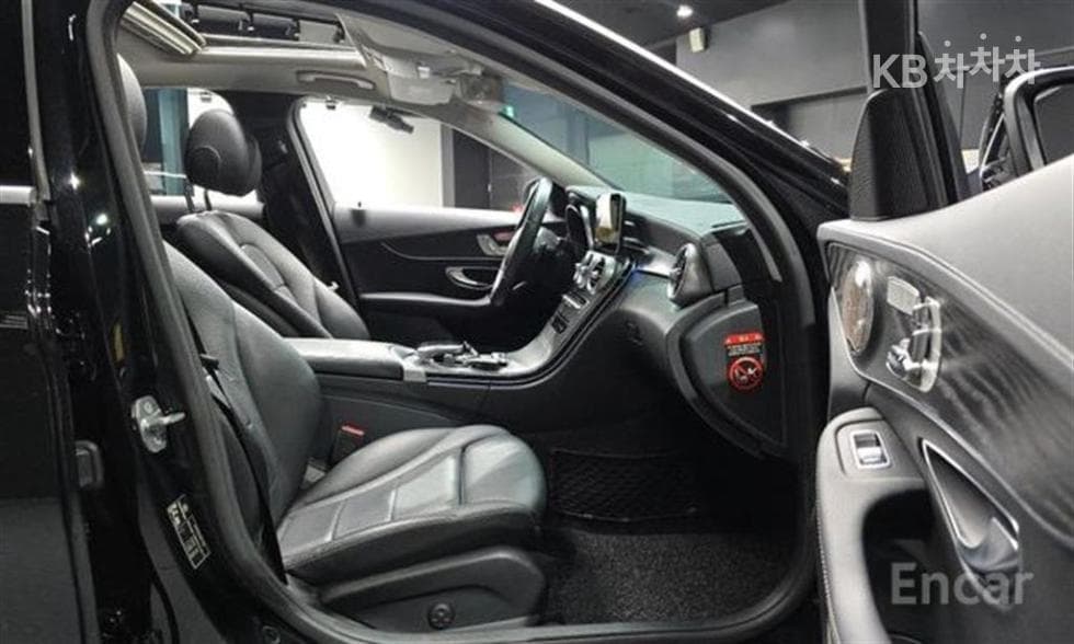 Mercedes-Benz The New (facelift) C-ClassC220 d 4Matic Exclusive W205 - 10