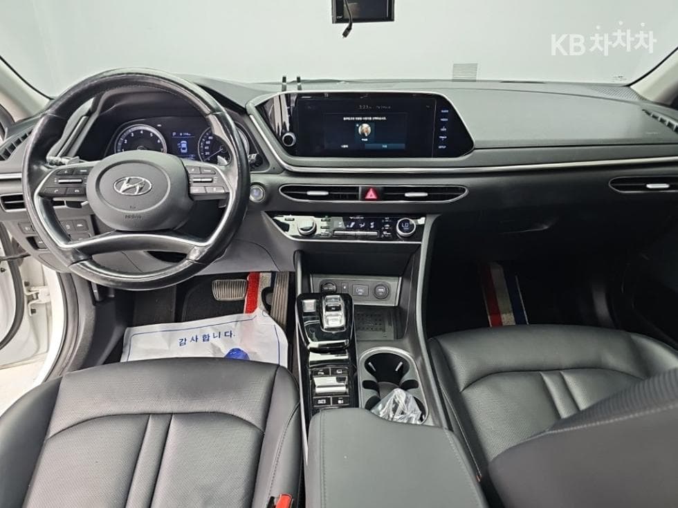 Hyundai Sonata (DN8)1.6 T Premium 패밀리 - 7