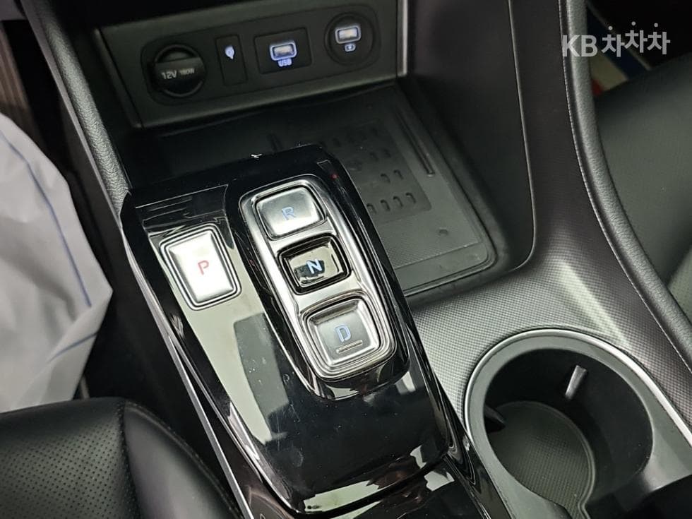 Hyundai Sonata (DN8)1.6 T Premium 패밀리 - 8