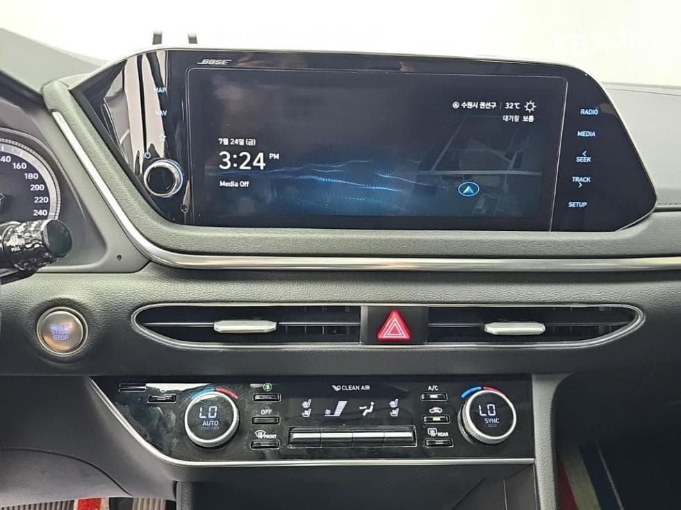 Hyundai Sonata (DN8)1.6 T Premium 패밀리 - 10