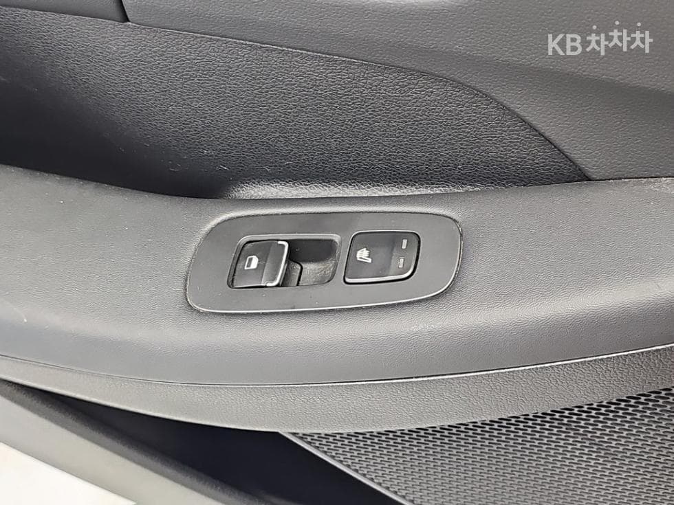 Hyundai Sonata (DN8)1.6 T Premium 패밀리 - 14