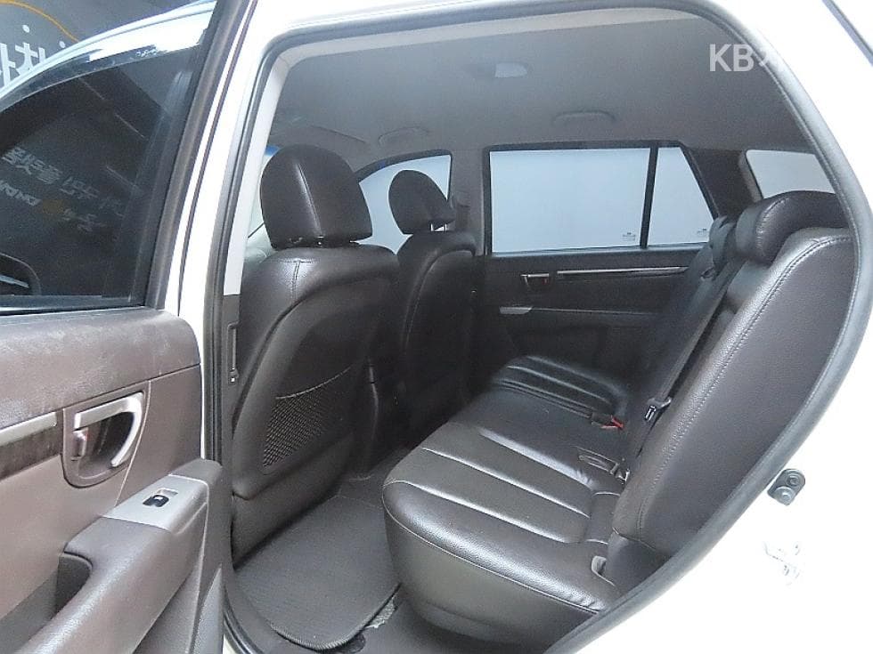 Hyundai Santa Fe CM2WD(2.0 e-VGT) MLX Luxury - 11