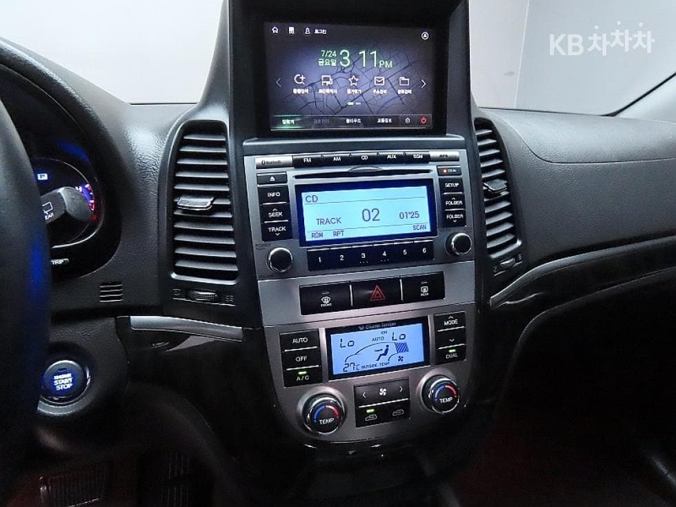 Hyundai Santa Fe CM2WD(2.0 e-VGT) MLX Luxury - 17
