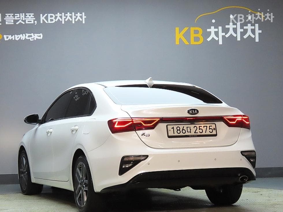 Kia All New K31.6 Gasoline Trendy - 4