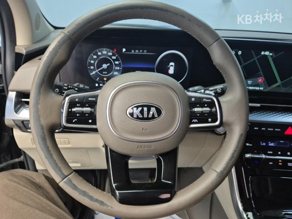 Kia Carnival 4th generationHigh Limousine (Carnival) G3.5 GDI 9-seater Signature - 9