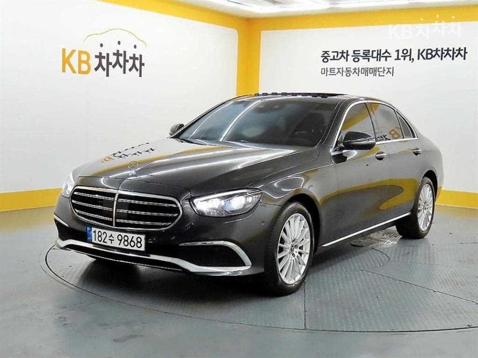 Mercedes-Benz E-Class (W213)E250 Exclusive - 2