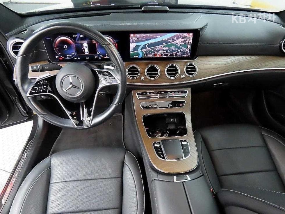 Mercedes-Benz E-Class (W213)E250 Exclusive - 7
