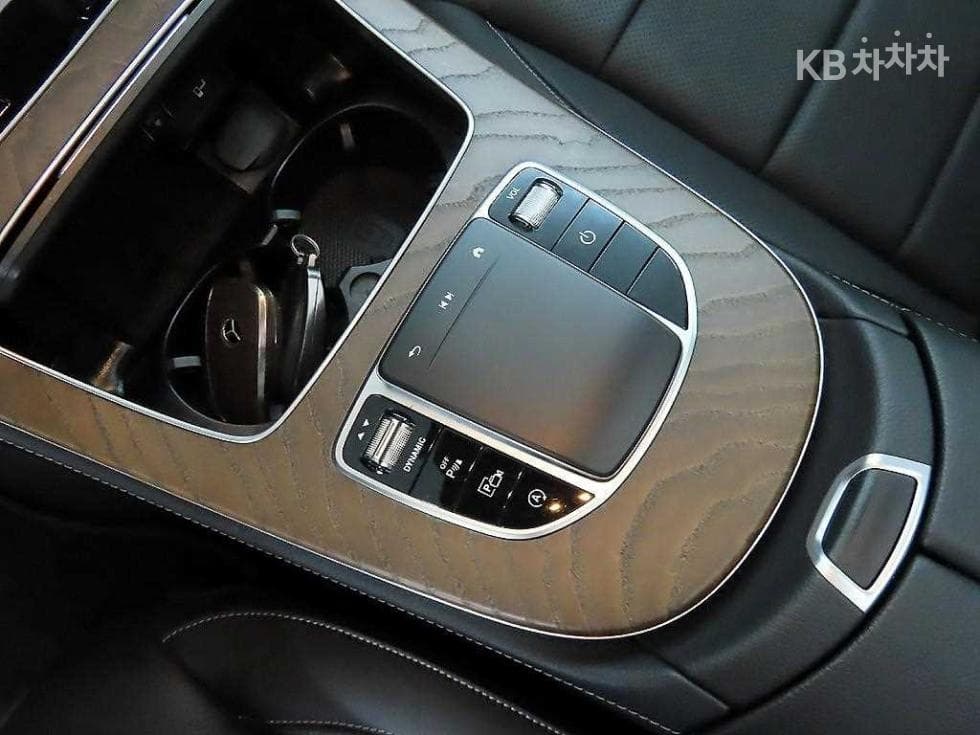 Mercedes-Benz E-Class (W213)E250 Exclusive - 13