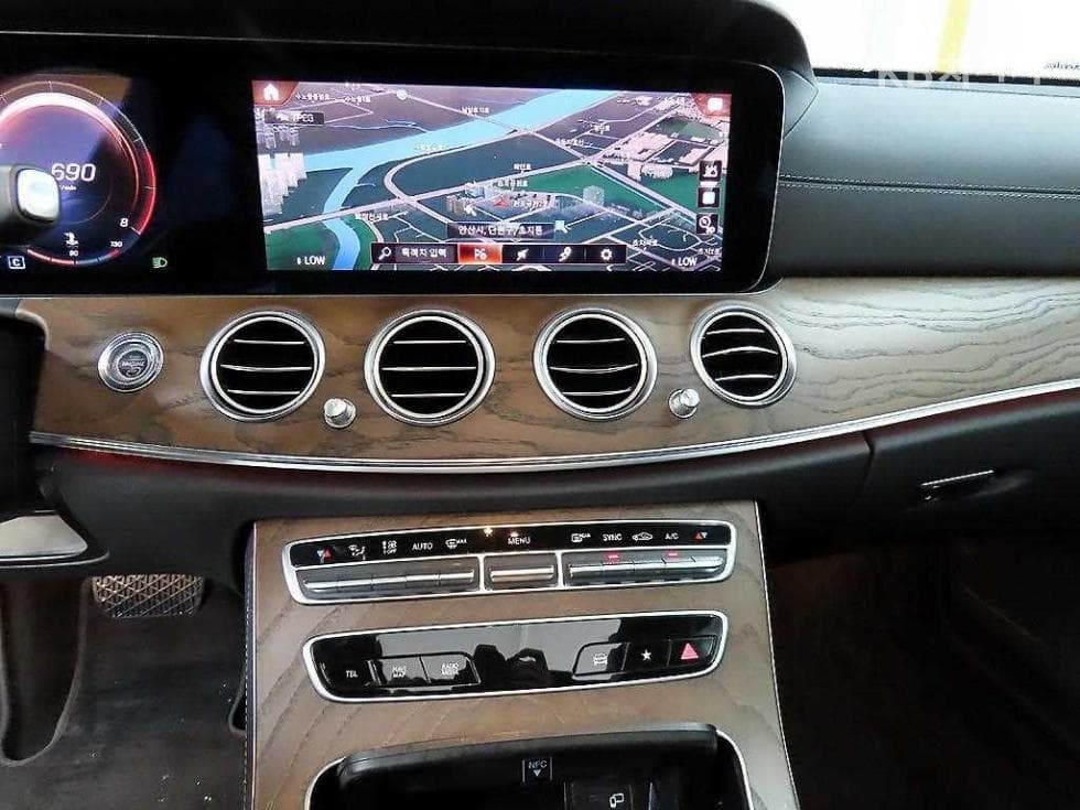 Mercedes-Benz E-Class (W213)E250 Exclusive - 14