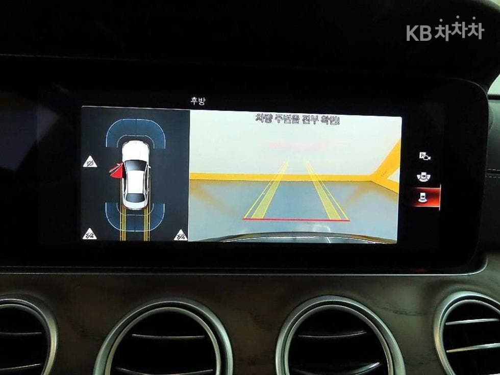 Mercedes-Benz E-Class (W213)E250 Exclusive - 16
