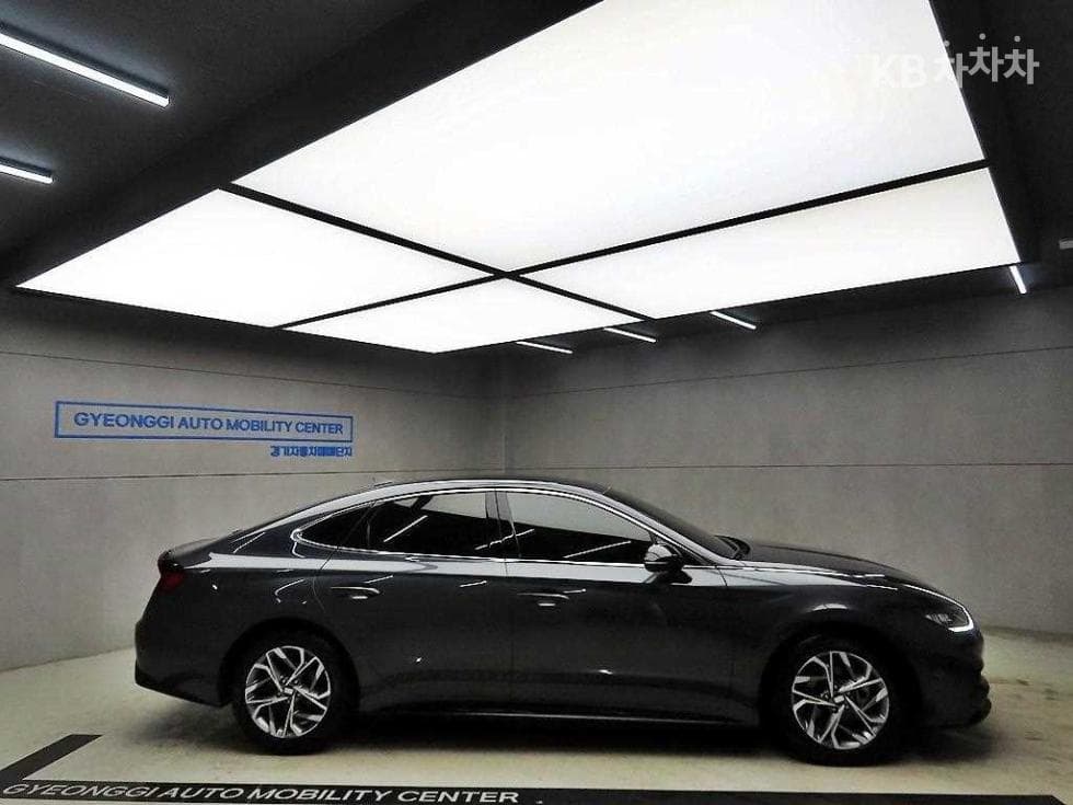 Hyundai Sonata (DN8)2.0 Sensuous Premium Plus - 2
