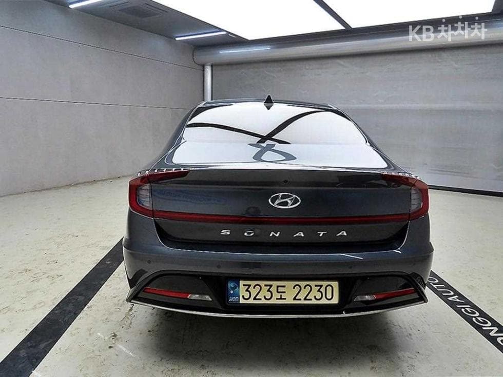 Hyundai Sonata (DN8)2.0 Sensuous Premium Plus - 3