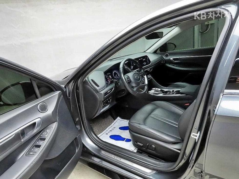 Hyundai Sonata (DN8)2.0 Sensuous Premium Plus - 5