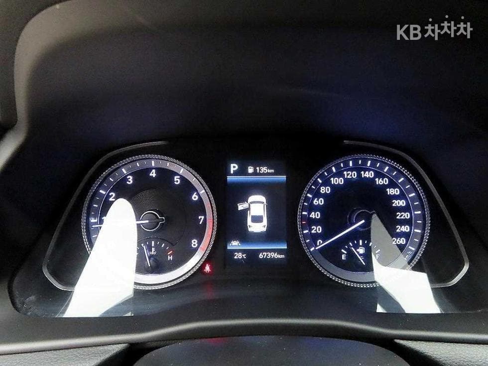 Hyundai Sonata (DN8)2.0 Sensuous Premium Plus - 8
