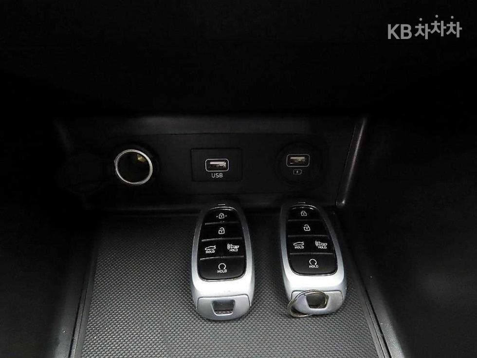 Hyundai Sonata (DN8)2.0 Sensuous Premium Plus - 13