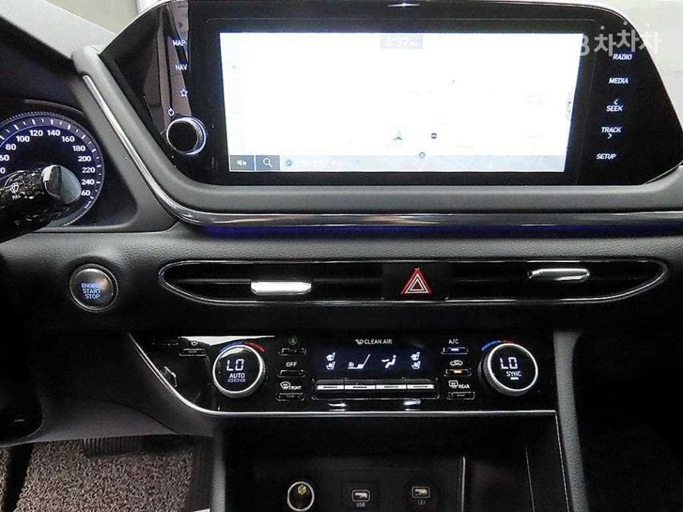 Hyundai Sonata (DN8)2.0 Sensuous Premium Plus - 15