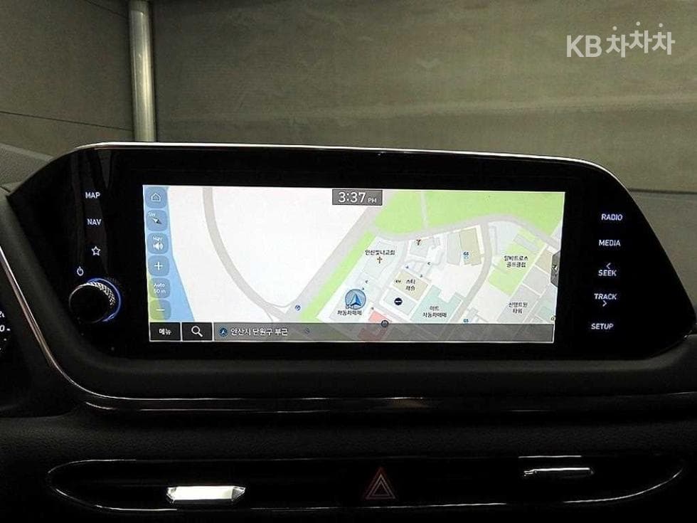 Hyundai Sonata (DN8)2.0 Sensuous Premium Plus - 16