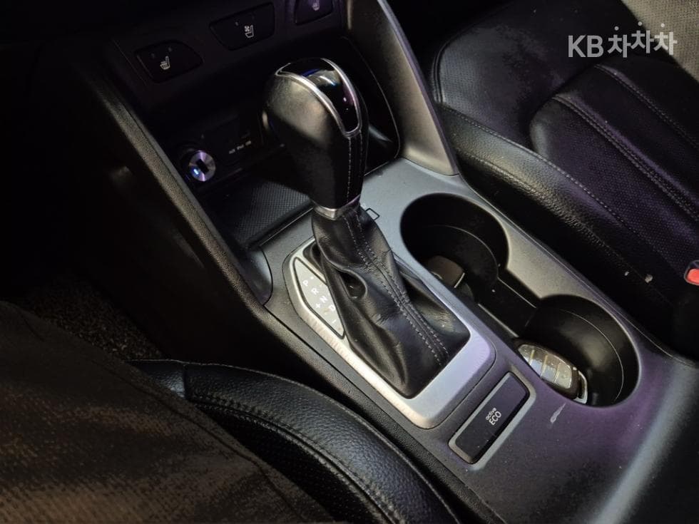 Хюндай Нов Туксон ixДизел(e-VGT)2WD Modern - 8