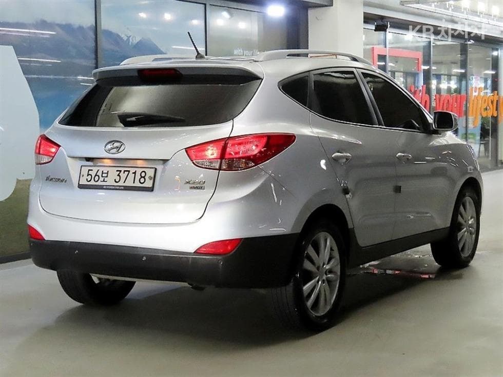 Хюндай ТуксонixДизел 2WD X20 Специал (специален признак/издание) 팩 - 4