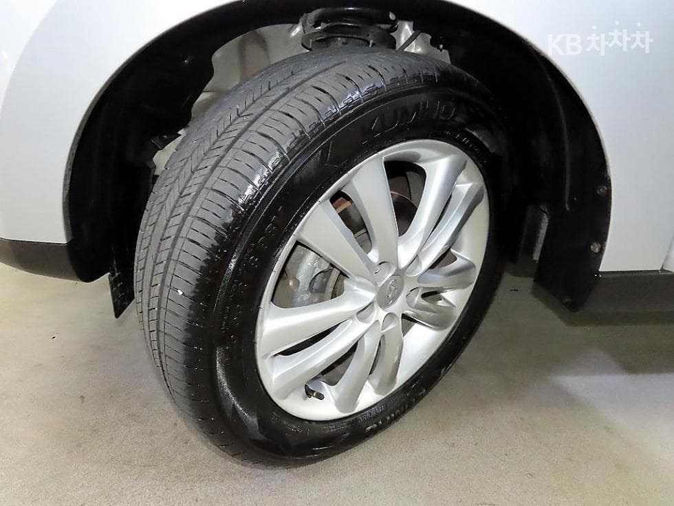 Хюндай ТуксонixДизел 2WD X20 Специал (специален признак/издание) 팩 - 20