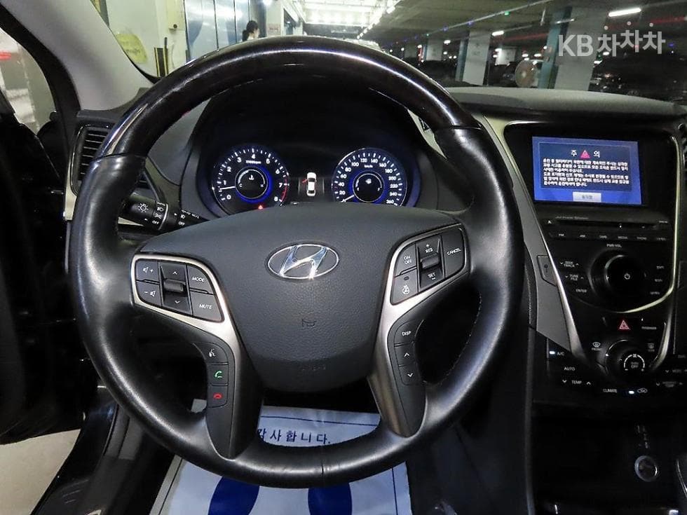 Hyundai Grandeur (Azera)HGHG240 Modern - 8