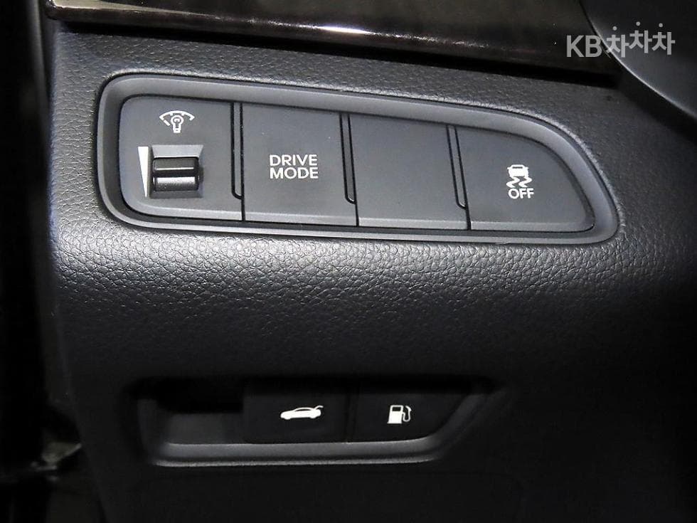 Hyundai Grandeur (Azera)HGHG240 Modern - 14
