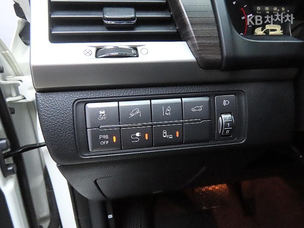 KG Mobility G4 Rexton2.2 4WD 마제스티 - 12