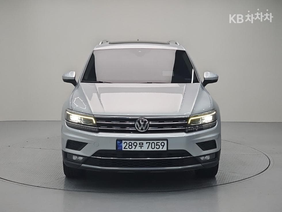 Volkswagen The New (фейслифт) Tiguan2.0 Турбо Дизел Инжекция 4Motion Prestige - 2